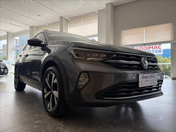 VOLKSWAGEN NIVUS 1.0 200 TSI TOTAL FLEX HIGHLINE AUTOMÁTICO